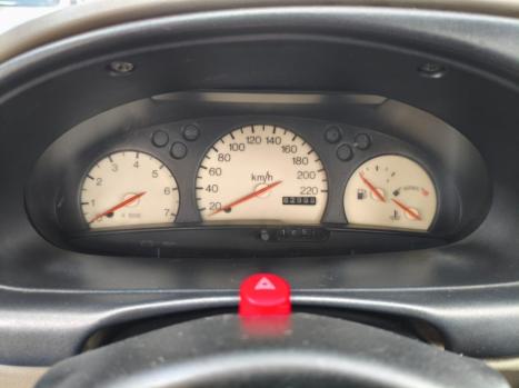 FORD Fiesta Hatch 1.4 16V CLX , Foto 20