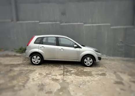 FORD Fiesta Hatch 1.0 4P, Foto 2