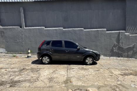 FORD Fiesta Hatch 1.0 4P FLEX, Foto 2