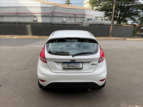FORD Fiesta Hatch 1.5 16V 4P S FLEX, Foto 4