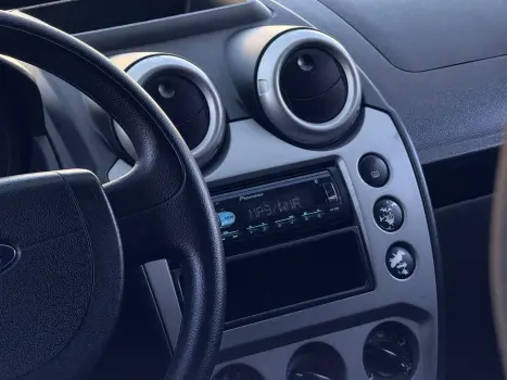 FORD Fiesta Hatch 1.6 4P CLASS FLEX, Foto 10