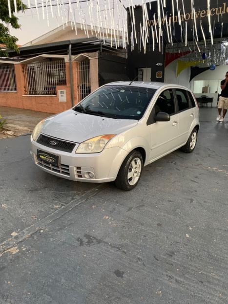 FORD Fiesta Hatch 1.0, Foto 3