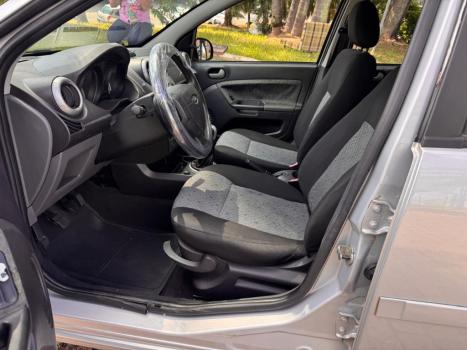 FORD Fiesta Hatch 1.6 4P, Foto 11