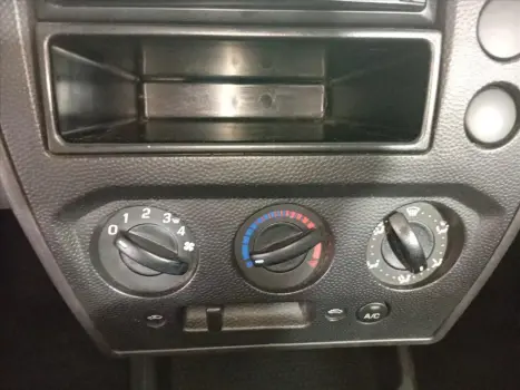 FORD Fiesta Hatch 1.0 4P FLEX, Foto 8