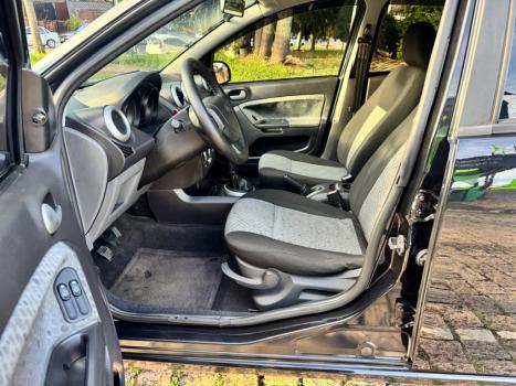 FORD Fiesta Hatch 1.0 4P, Foto 8