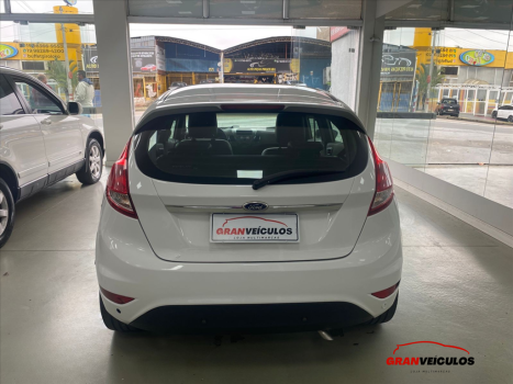 FORD Fiesta Hatch 1.6 16V 4P FLEX TITANIUM POWERSHIFT AUTOM�TICO, Foto 5