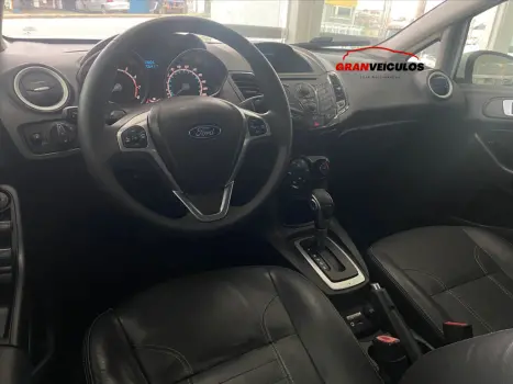 FORD Fiesta Hatch 1.6 16V 4P FLEX TITANIUM POWERSHIFT AUTOM�TICO, Foto 9