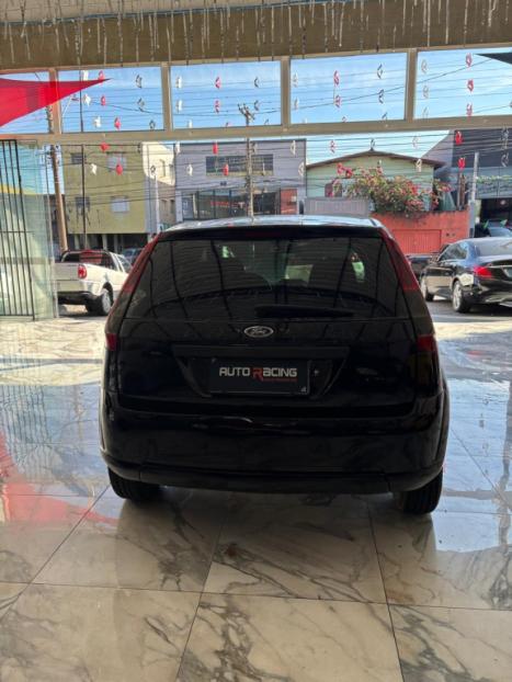 FORD Fiesta Hatch 1.0 4P, Foto 5