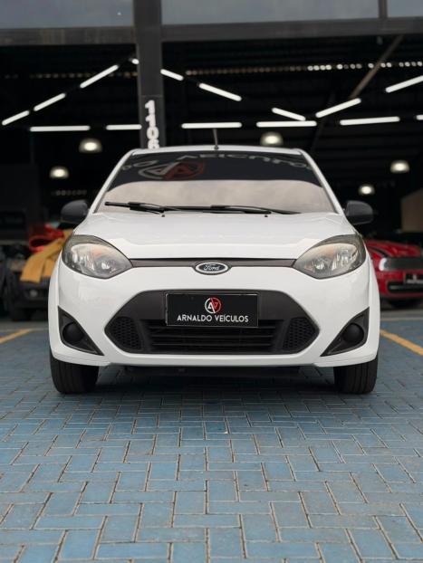 FORD Fiesta Hatch 1.0 4P CLASS, Foto 2