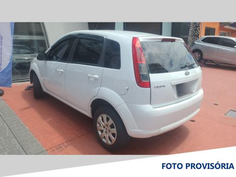 FORD Fiesta Hatch , Foto 2