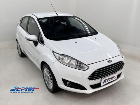FORD Fiesta Hatch , Foto 2