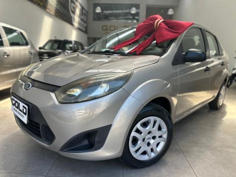 FORD Fiesta Sedan 1.6 4P ROCAM FLEX, Foto 1