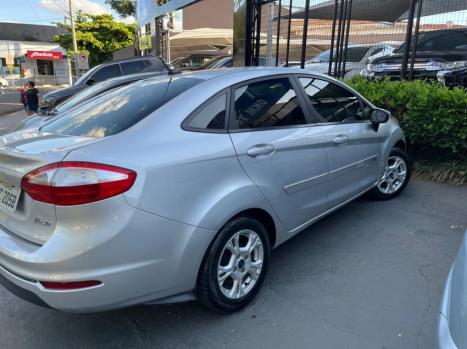 FORD Fiesta Sedan 1.6 4P FLEX SE POWERSHIFT AUTOMTICO, Foto 4