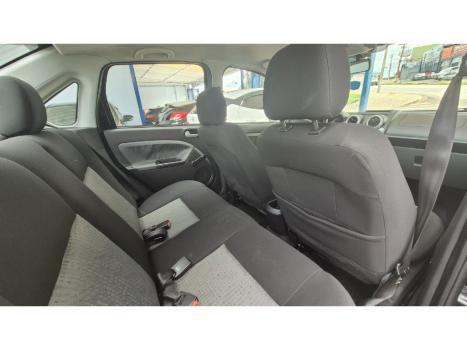 FORD Fiesta Sedan 1.6, Foto 10