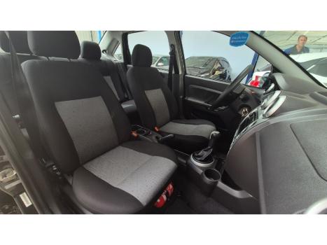 FORD Fiesta Sedan 1.6, Foto 11