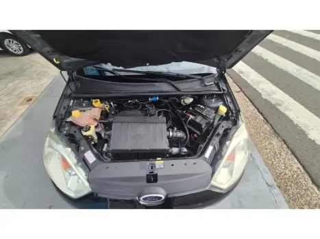 FORD Fiesta Sedan 1.6, Foto 12