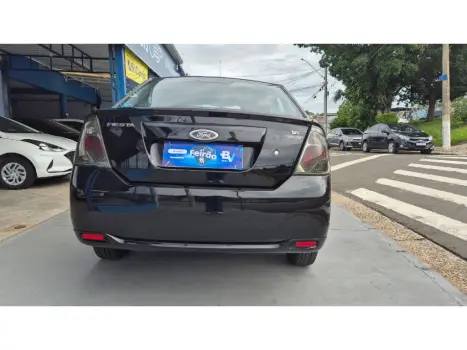 FORD Fiesta Sedan 1.6, Foto 15