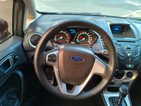 FORD Fiesta Sedan 1.6 16V 4P FLEX SE FLEX POWERSHIFT AUTOM�TICO, Foto 17