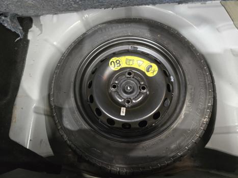 FORD Fiesta Sedan 1.6 16V 4P SEL, Foto 18