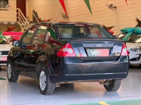 FORD Fiesta Sedan 1.6 4P FLEX, Foto 8