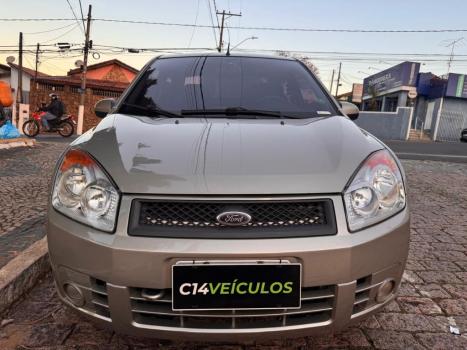 FORD Fiesta Sedan 1.6 16V 4P SEL, Foto 2