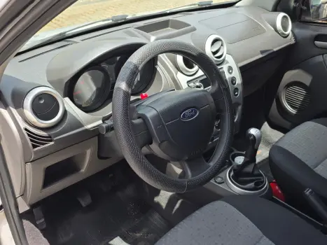 FORD Fiesta Sedan 1.6 4P FLEX, Foto 14