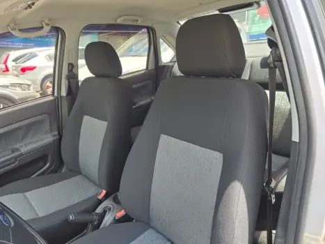 FORD Fiesta Sedan 1.6 4P FLEX, Foto 15