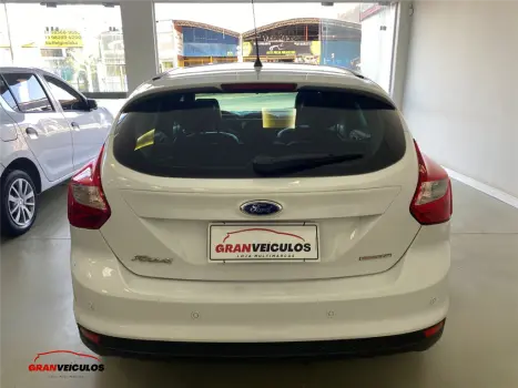 FORD Focus Hatch 1.6 16V 4P FLEX SE POWERSHIFT AUTOMTICO, Foto 5