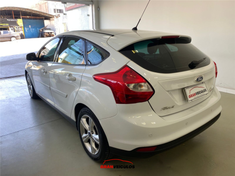 FORD Focus Hatch 1.6 16V 4P FLEX SE POWERSHIFT AUTOMTICO, Foto 6