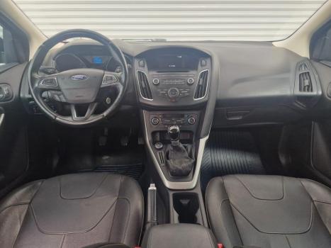 FORD Focus Hatch 1.6 16V 4P SE PLUS FLEX, Foto 11