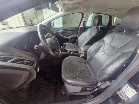 FORD Focus Hatch 1.6 16V 4P SE PLUS FLEX, Foto 15