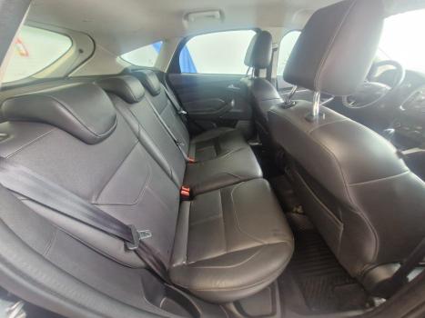 FORD Focus Hatch 1.6 16V 4P SE PLUS FLEX, Foto 17