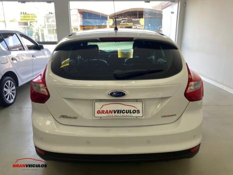 FORD Focus Hatch 1.6 16V 4P FLEX SE POWERSHIFT AUTOM�TICO, Foto 5