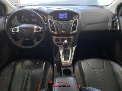 FORD Focus Hatch 1.6 16V 4P FLEX SE POWERSHIFT AUTOM�TICO, Foto 7