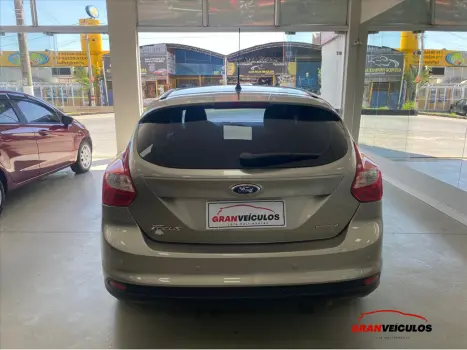 FORD Focus Hatch 1.6 16V 4P FLEX S POWERSHIFT AUTOM�TICO, Foto 5