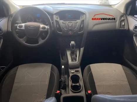 FORD Focus Hatch 1.6 16V 4P FLEX S POWERSHIFT AUTOM�TICO, Foto 7