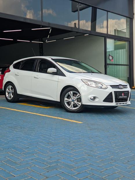 FORD Focus Hatch 1.6 16V 4P FLEX S POWERSHIFT AUTOM�TICO, Foto 3