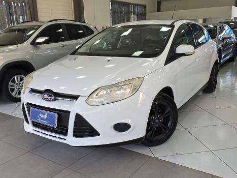 FORD Focus Hatch 1.6 S 16V 4P FLEX, Foto 3