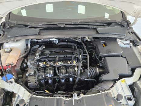 FORD Focus Hatch 1.6 S 16V 4P FLEX, Foto 19