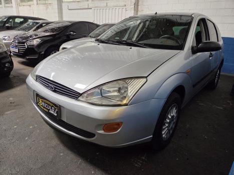 FORD Focus Hatch 1.8 16V 4P, Foto 6