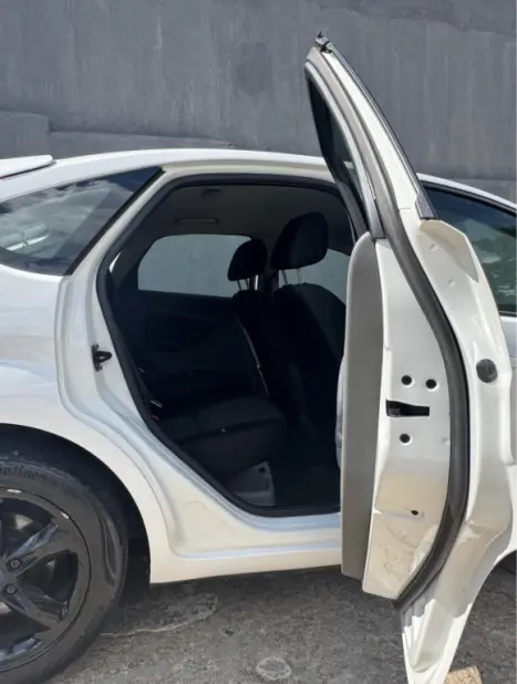 FORD Focus Hatch 1.8 16V 4P GLX, Foto 8