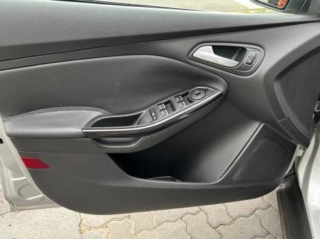 FORD Focus Hatch 2.0 16V 4P FLEX SE PLUS POWERSHIFT AUTOMÁTICO, Foto 12 FORD Focus Hatch 2.0 16V 4P FLEX SE PLUS POWERSHIFT AUTOMÁTICO, Foto 12