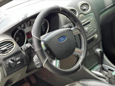 FORD Focus Hatch 2.0 16V 4P TITANIUM FLEX, Foto 4