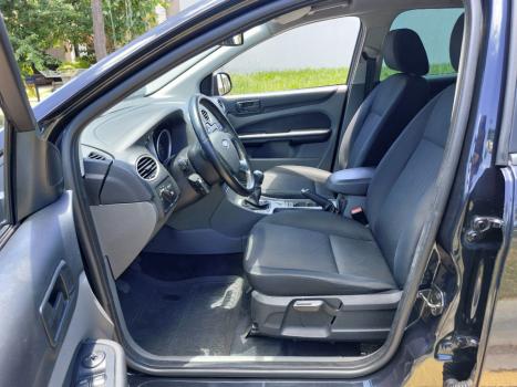 FORD Focus Hatch 2.0 16V 4P GLX FLEX, Foto 8