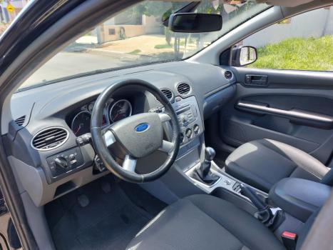 FORD Focus Hatch 2.0 16V 4P GLX FLEX, Foto 9