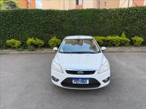 FORD Focus Hatch 2.0 16V 4P GLX AUTOM�TICO, Foto 2