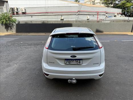 FORD Focus Hatch 2.0 16V 4P GLX AUTOM�TICO, Foto 4