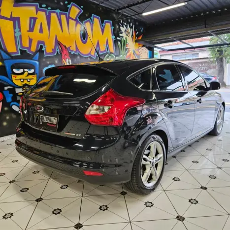 FORD Focus Hatch 2.0 16V 4P FLEX SE PLUS POWERSHIFT AUTOM�TICO, Foto 4