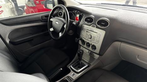 FORD Focus Hatch 2.0 16V 4P FLEX AUTOM�TICO, Foto 8