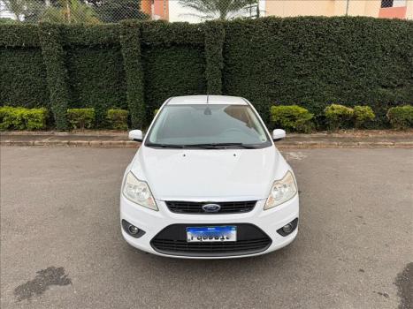 FORD Focus Hatch 2.0 16V 4P GLX AUTOM�TICO, Foto 2